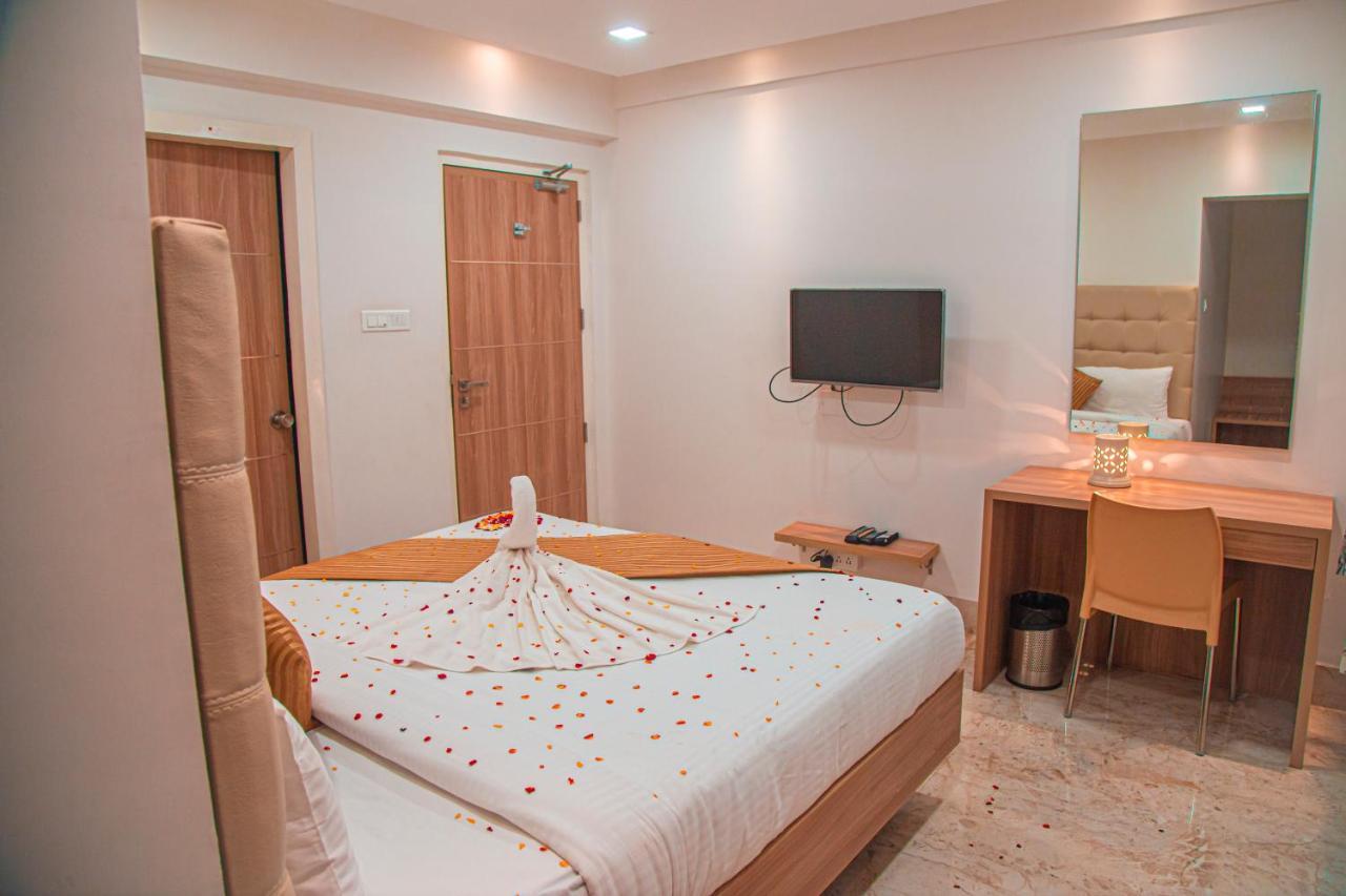 Park Avenue Suites Коимбатур Экстерьер фото