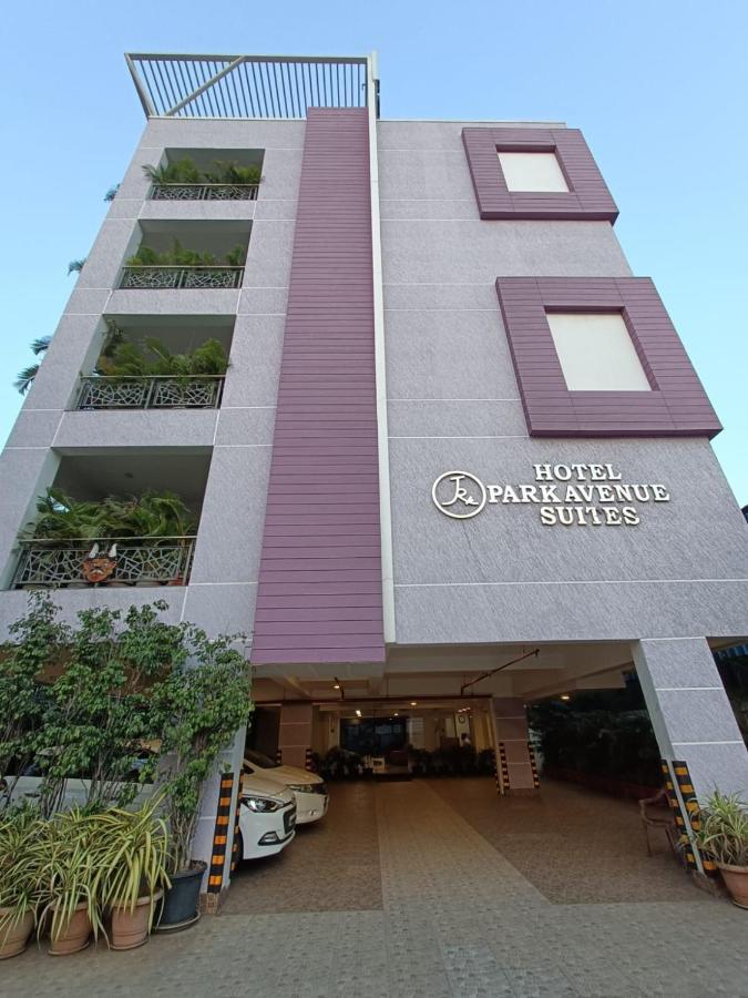 Park Avenue Suites Коимбатур Экстерьер фото