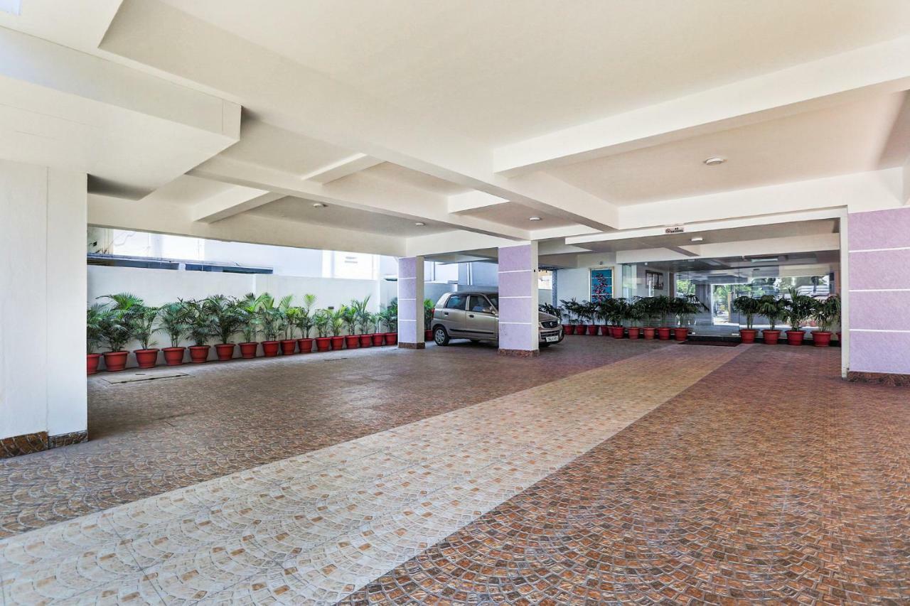 Park Avenue Suites Коимбатур Экстерьер фото